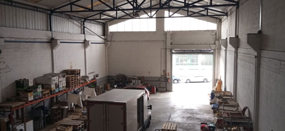Pabellón industrial en Venta en Lezo