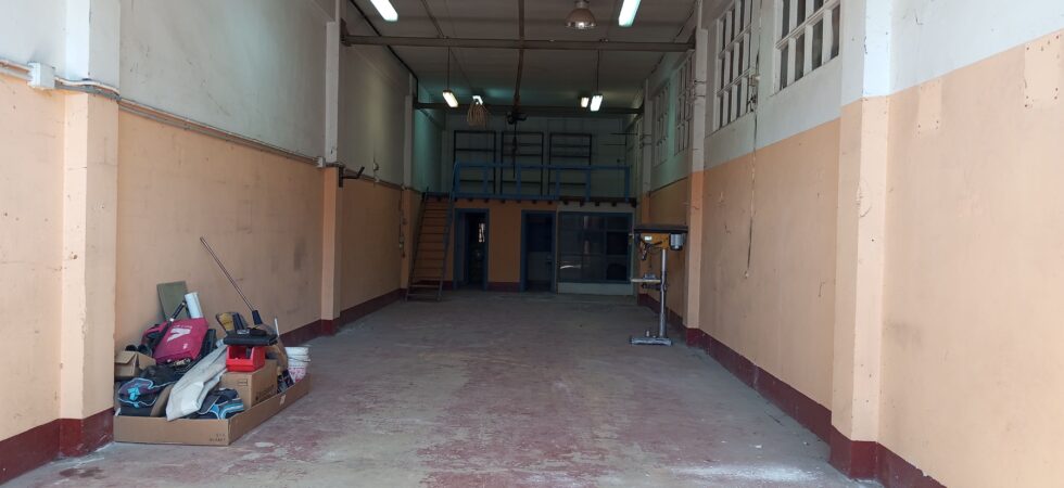 oiartzun-pabellon-industrial-interior-1
